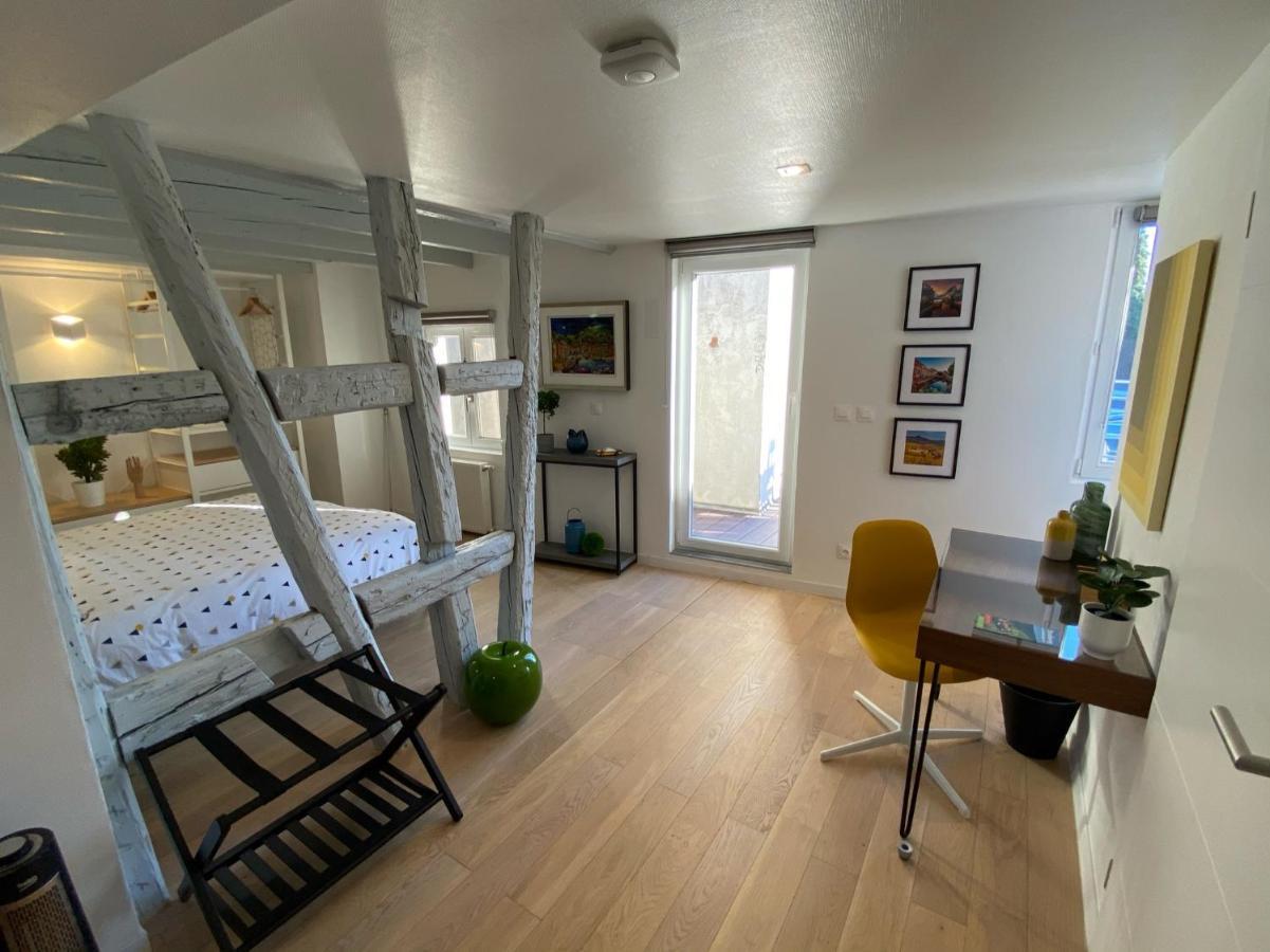 DUPLEX Le 12 - Appartement avec terrasse dans le vignoble - 5 mn du centre de Colmar Wettolsheim Extérieur photo