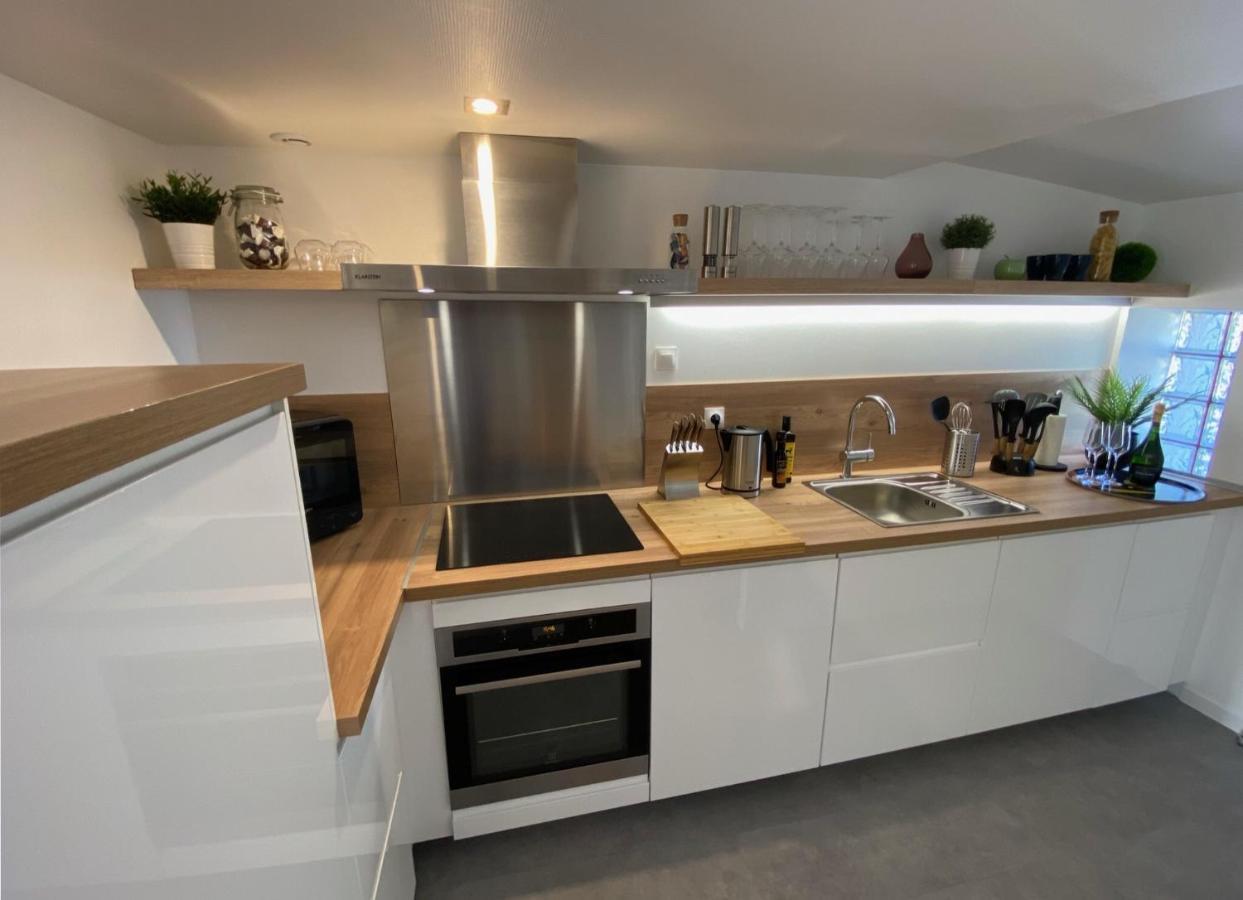 DUPLEX Le 12 - Appartement avec terrasse dans le vignoble - 5 mn du centre de Colmar Wettolsheim Extérieur photo