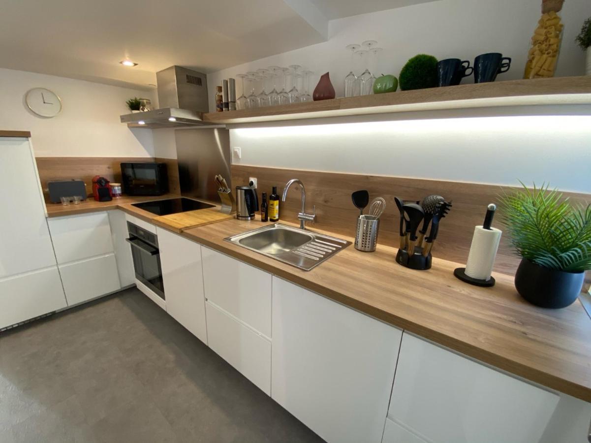 DUPLEX Le 12 - Appartement avec terrasse dans le vignoble - 5 mn du centre de Colmar Wettolsheim Extérieur photo